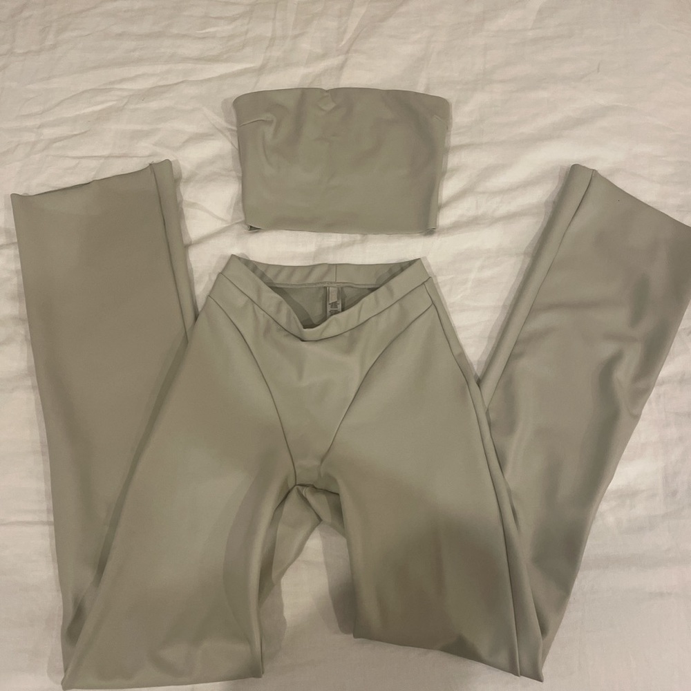 Skims Faux leather pant and tube